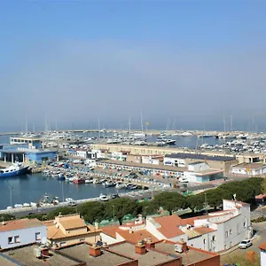 Con Vistas Al Mar Y Al Puerto De Roses